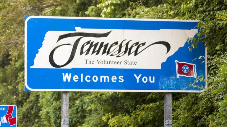 tennessee sign scaled