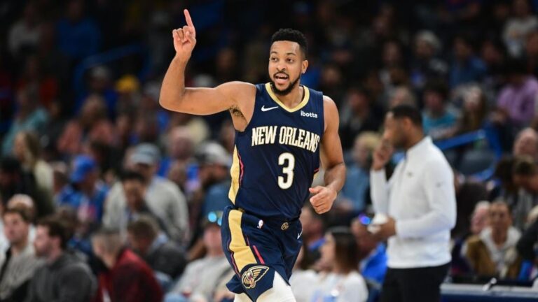 c j mccollum new orleans pelicans usatsi