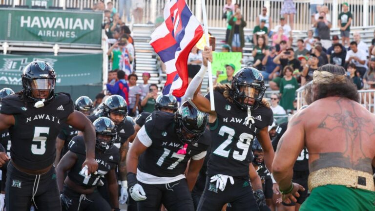 hawaii football walkout