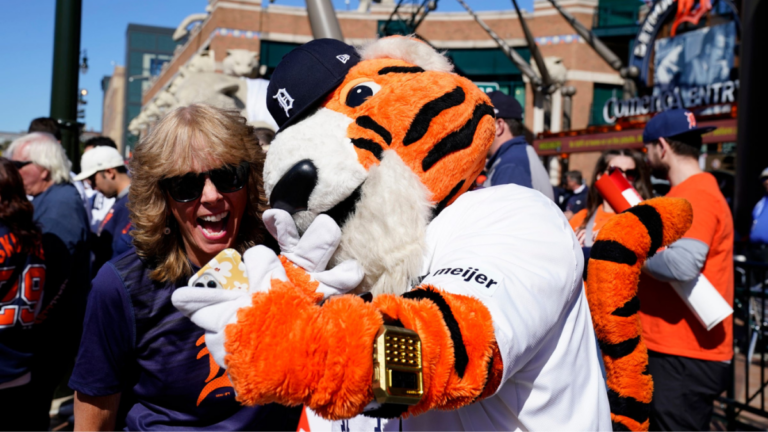 tigers mascot usatsi