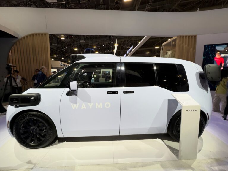 waymo zeekr