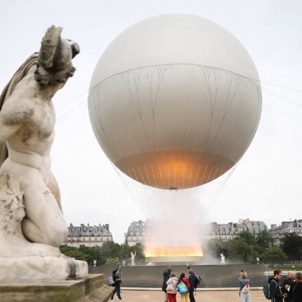 olympic cauldron balloon returns to paris hero dezeen 2364 col 0