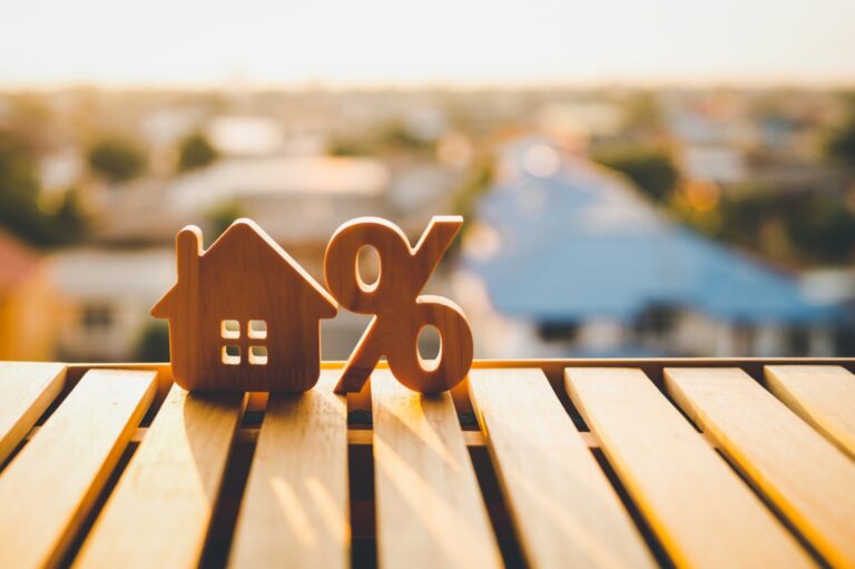 Spot1 Mortgage Rates RRC 1140x758 1483319549