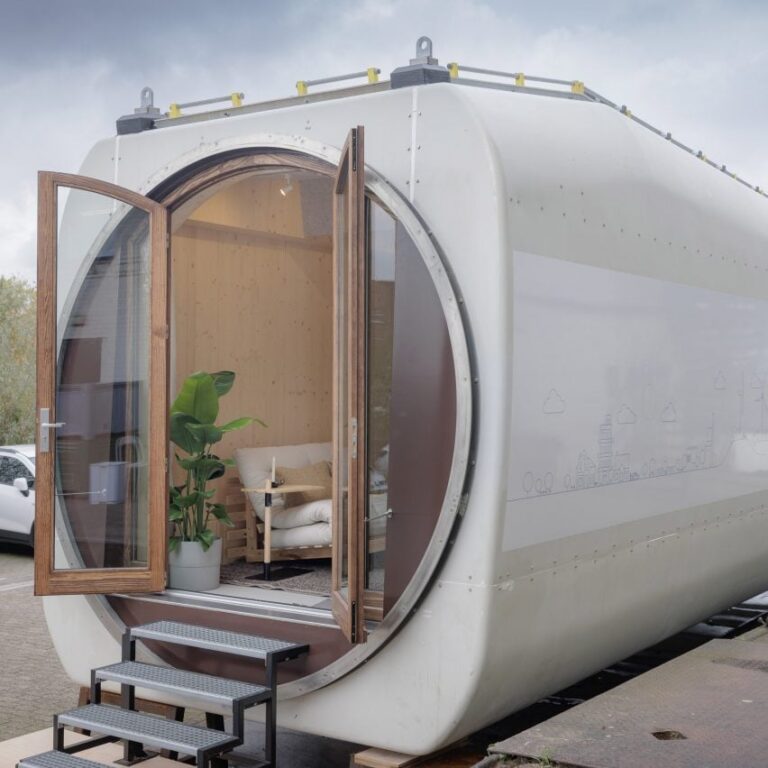 blade made tiny house sq 852x852