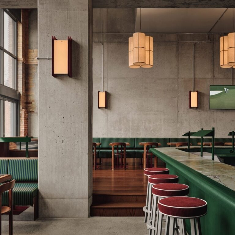 muni indoor golf ivy studio dezeen sq1 852x852